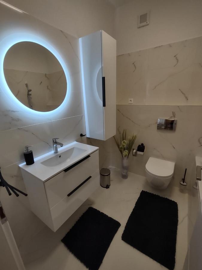 Dunajská Streda Karina Apartman 아파트 외부 사진