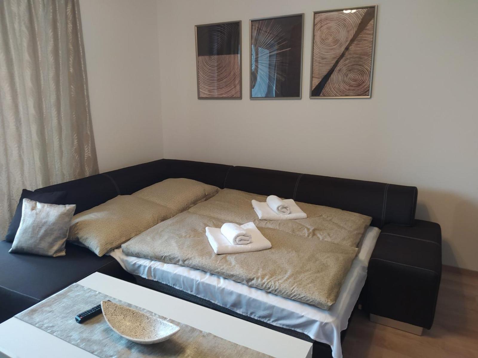 Dunajská Streda Karina Apartman 아파트 외부 사진